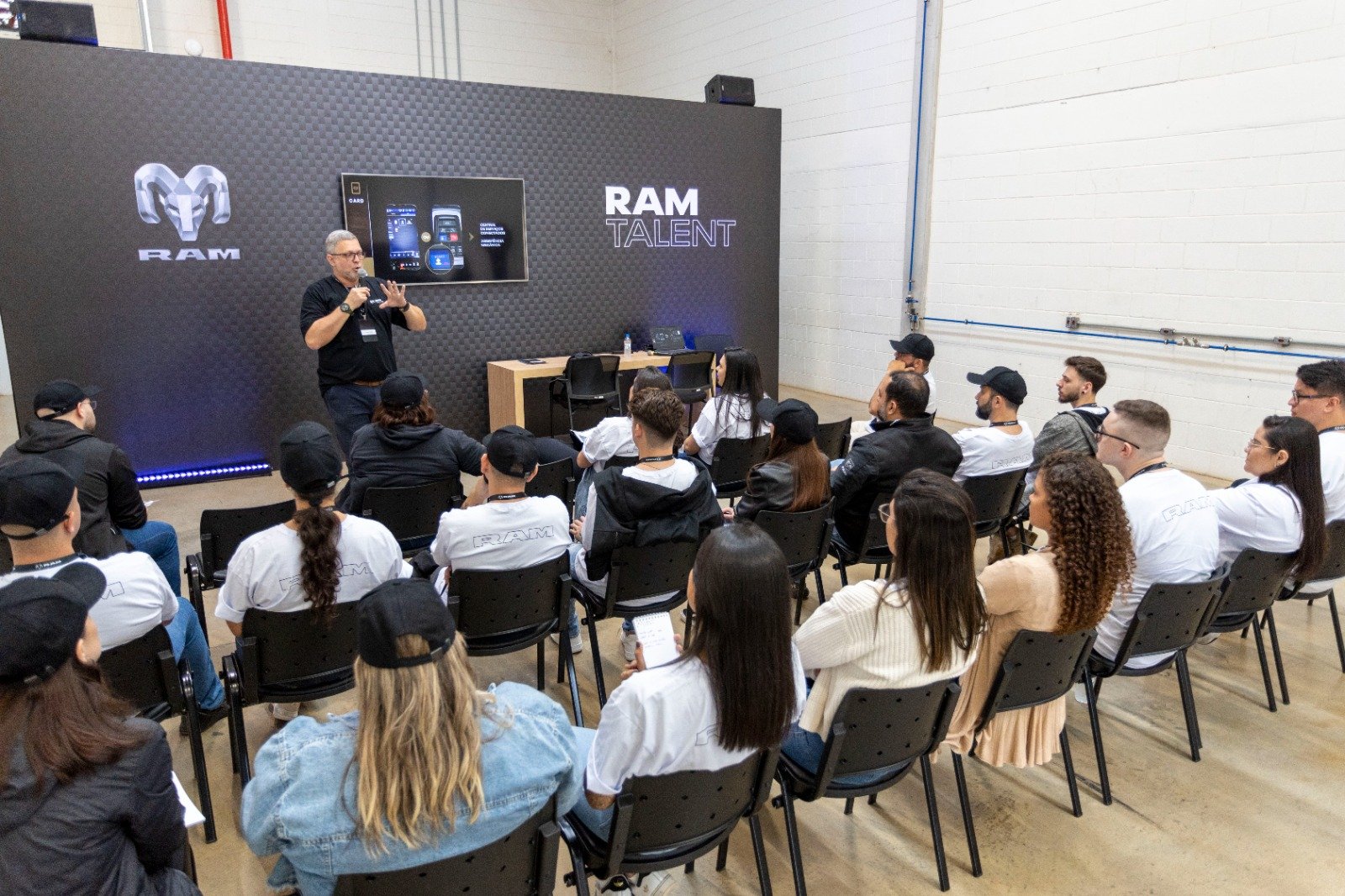 Sede DM TeX — sala de aula imersiva