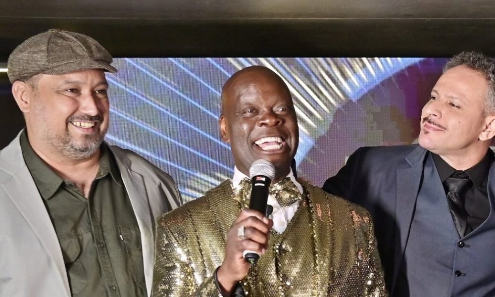 Agradecemos todos que estiveram com a gente nesse evento tão especial. Cada conversa, sorriso e (17)